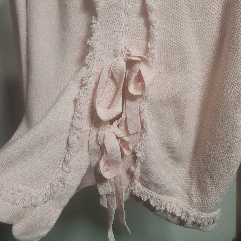 Olivia Warren  size large pink sweater